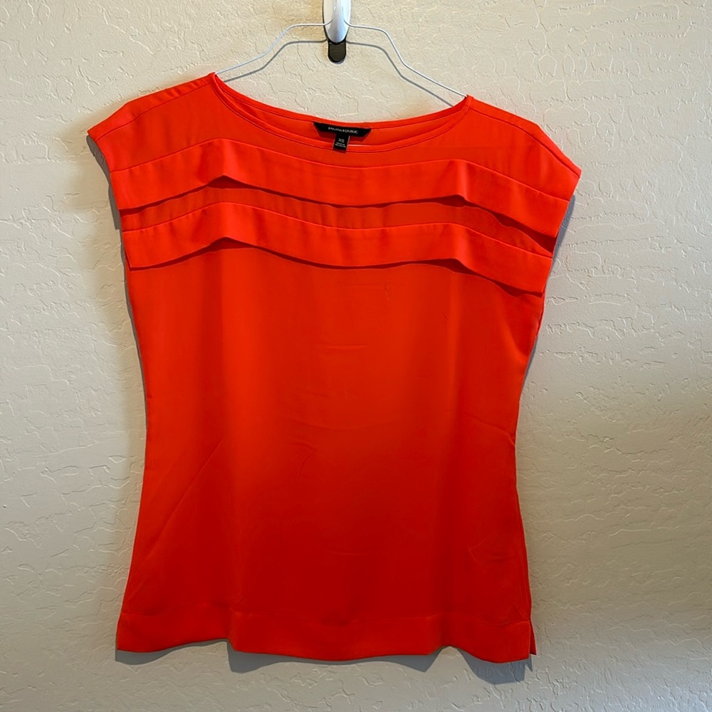 NWOT BANANA REPUBLIC blouse size xs